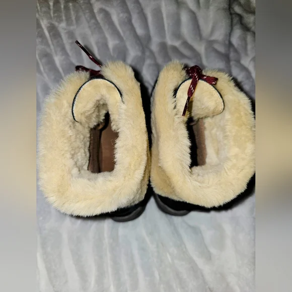 EUC Clarks Winter Boots Women's size 11 wide - Picture 5 of 9